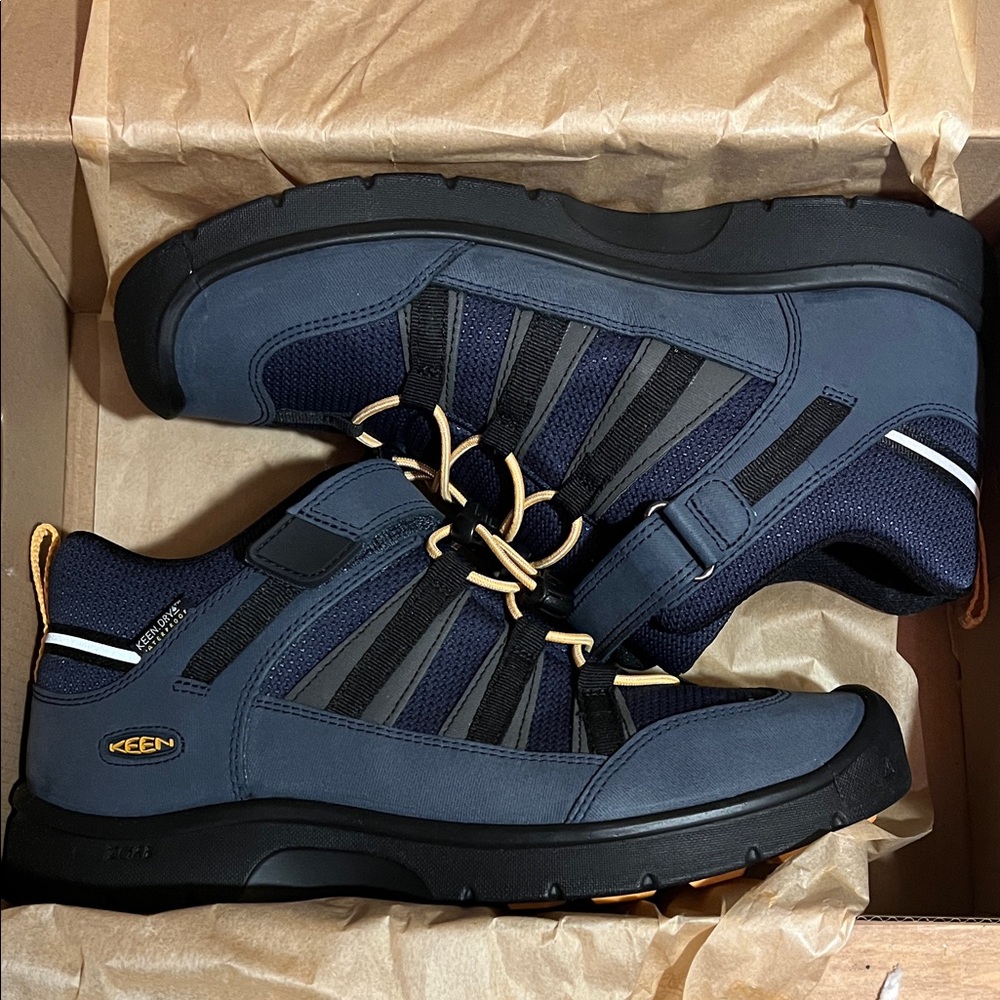 KEEN Kids Hikeport 2 Low Waterproof Hiking Shoes